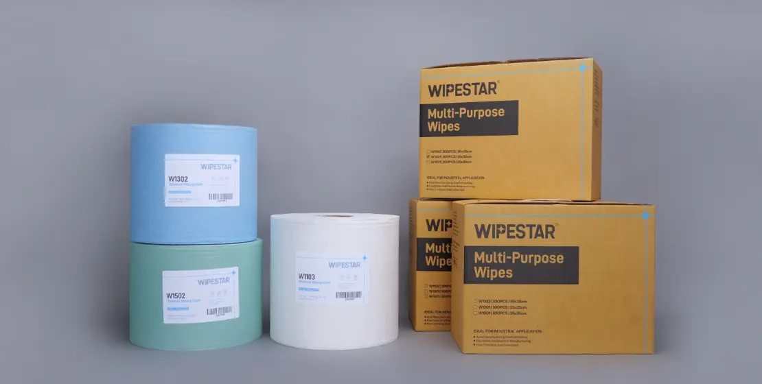 Heavy-Duty Multi-purpose Wipes display